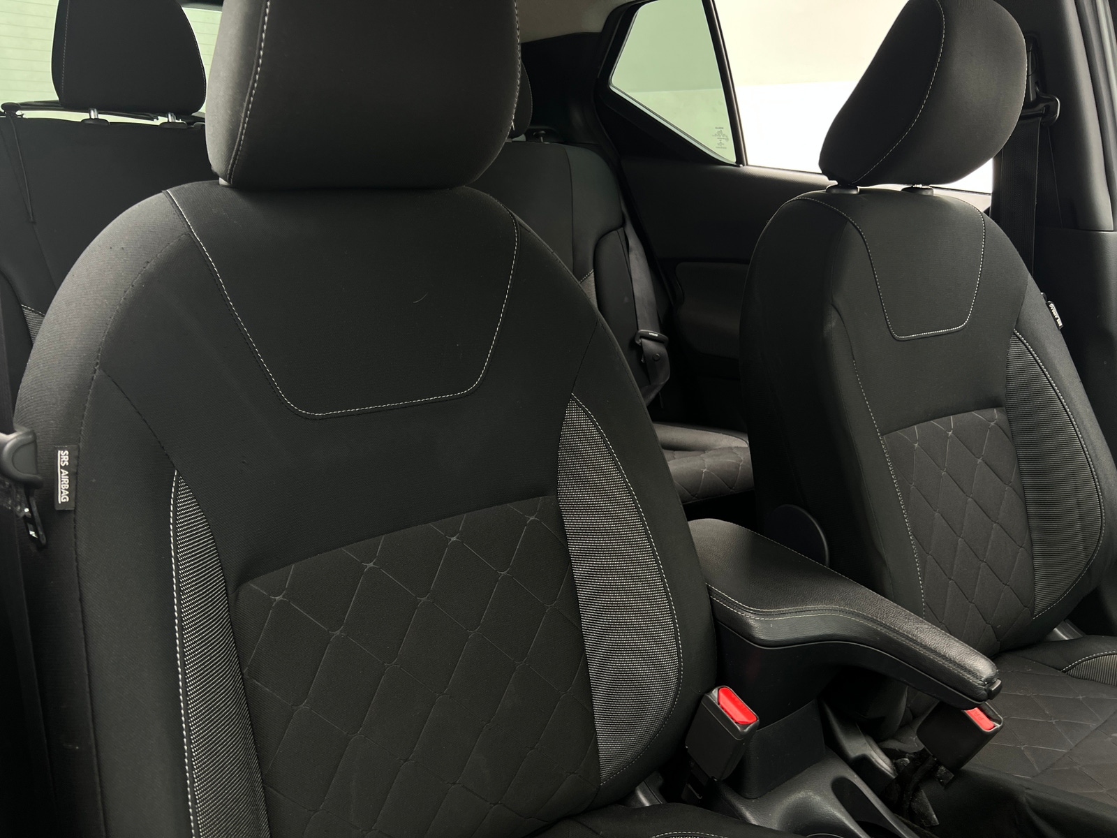 Thumbnail: 2020 Nissan Kicks - 2