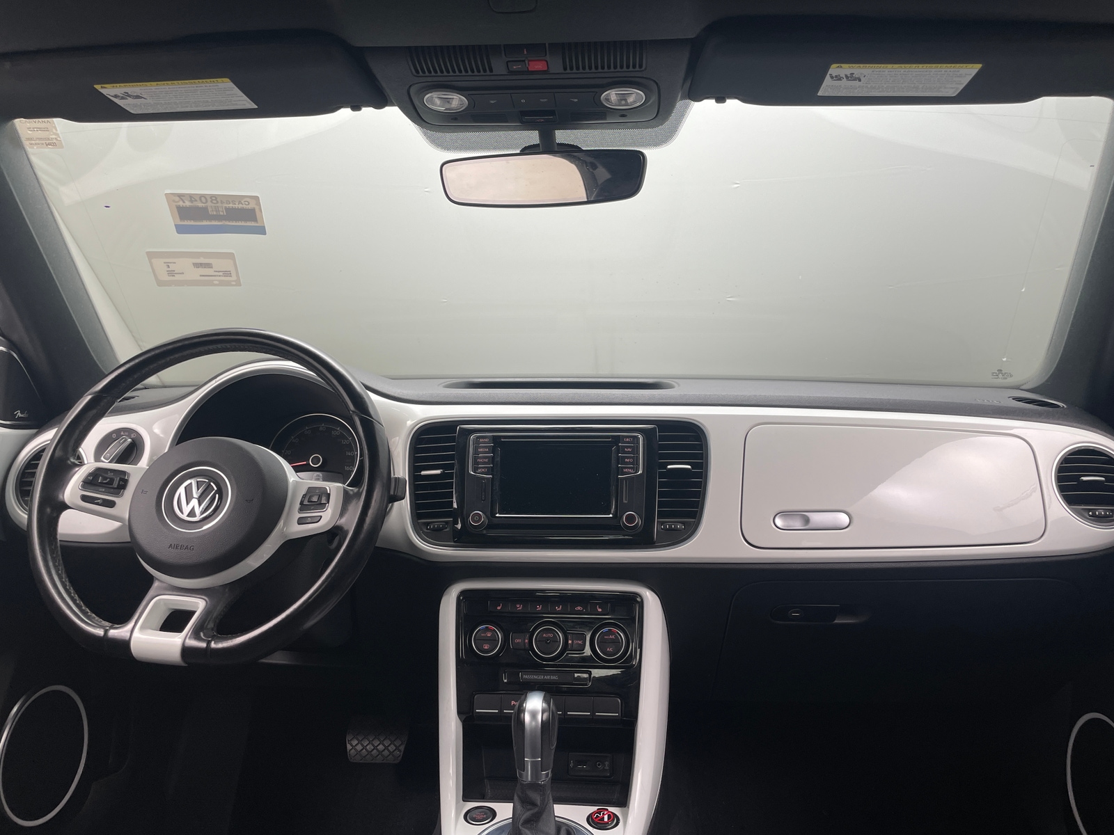 Thumbnail: 2017 Volkswagen Beetle - 3