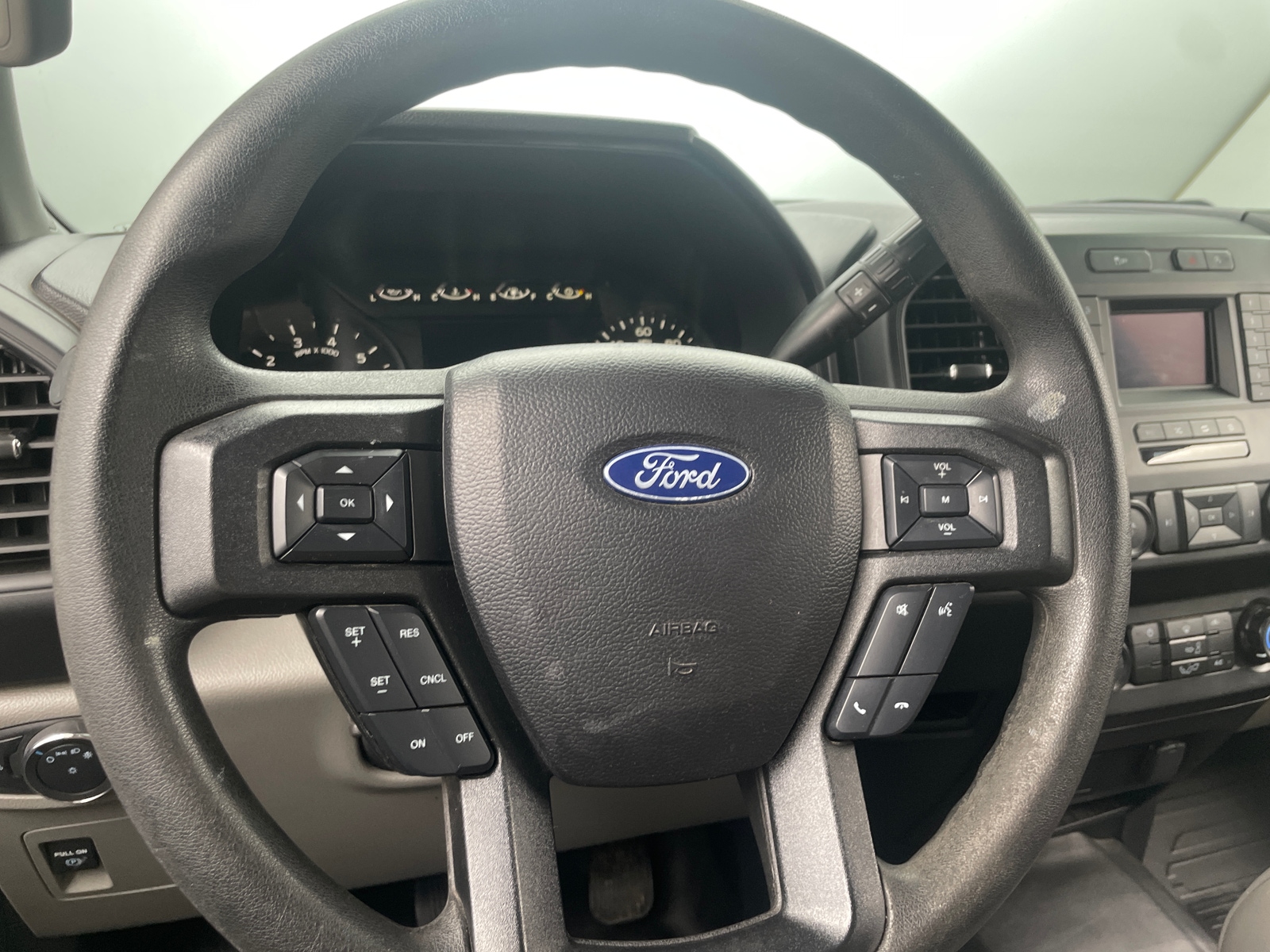 Thumbnail: 2020 Ford Econoline - 4