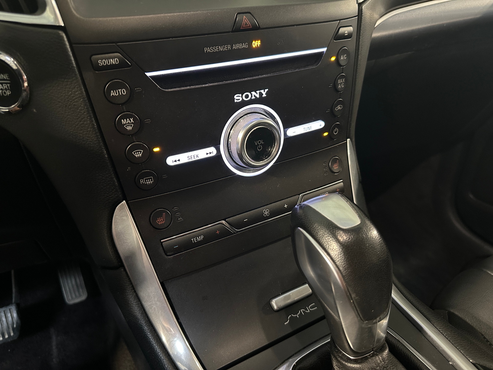 Thumbnail: 2017 Ford Edge - 3
