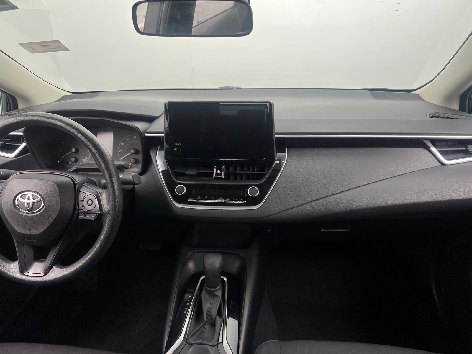 Thumbnail: 2024 Toyota Corolla - 3