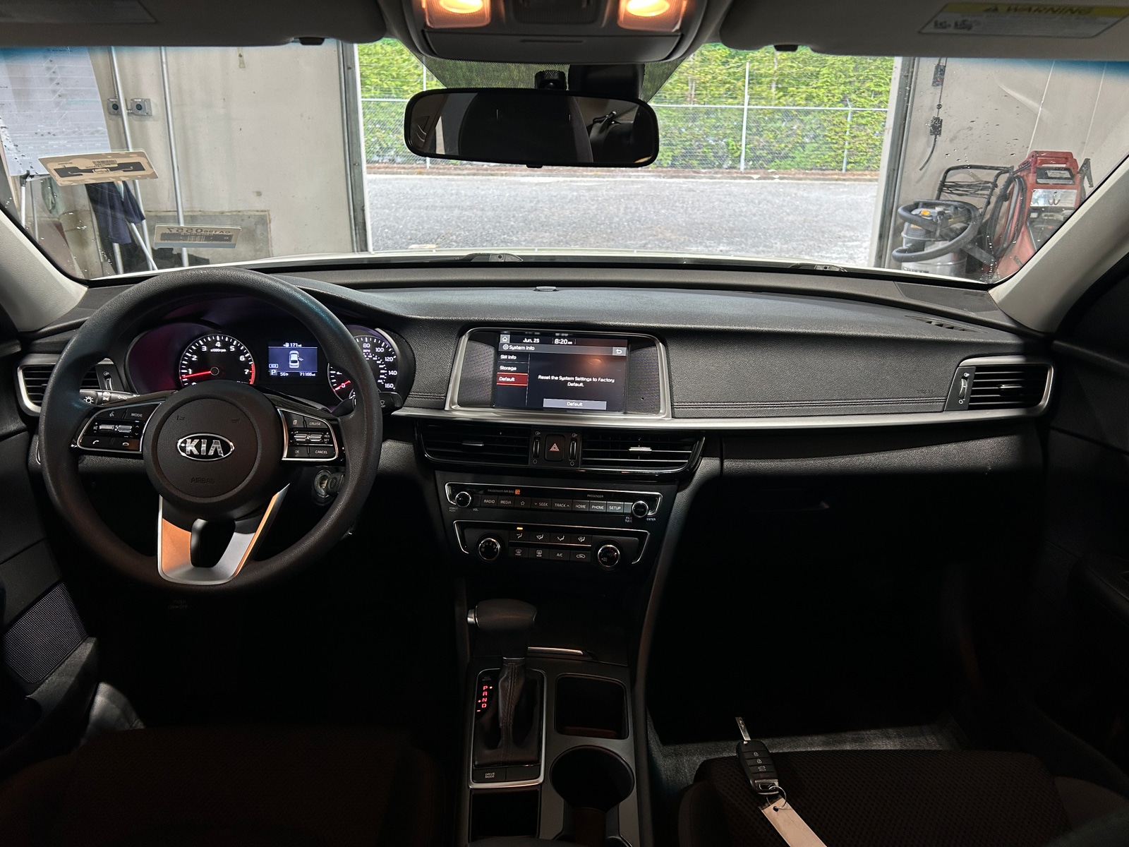Thumbnail: 2019 Kia Optima - 3