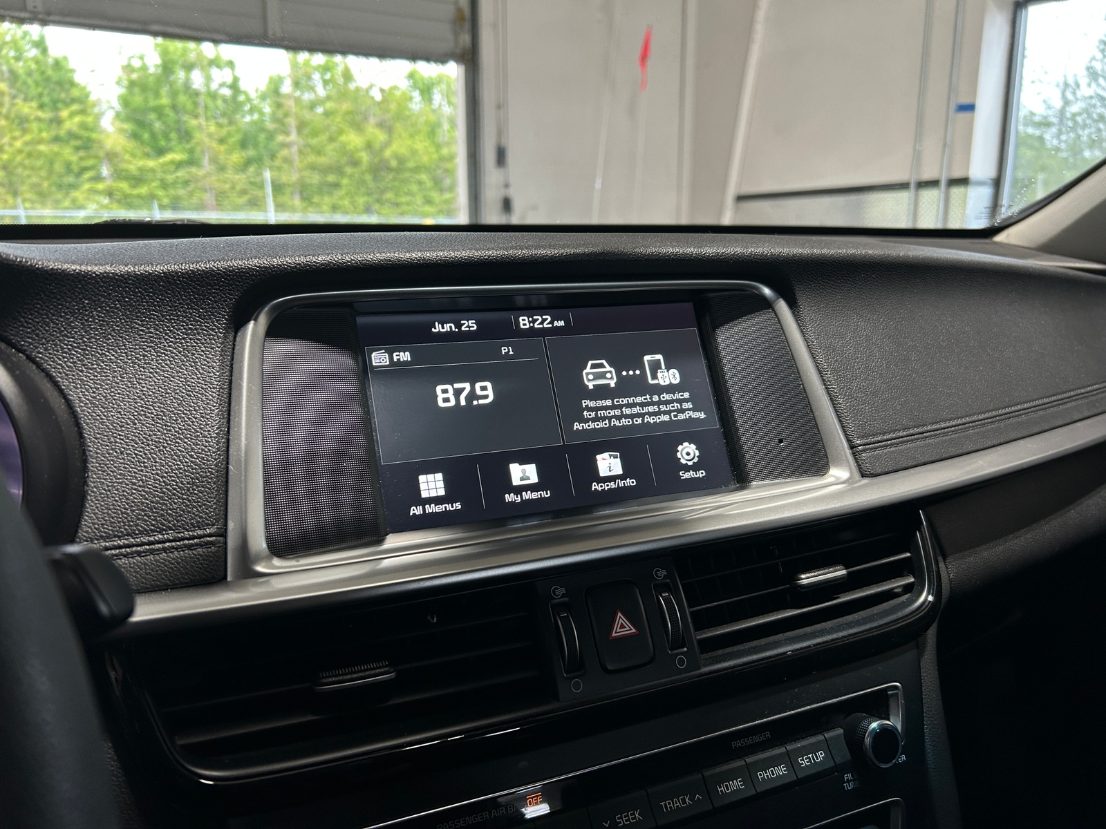 Thumbnail: 2019 Kia Optima - 4