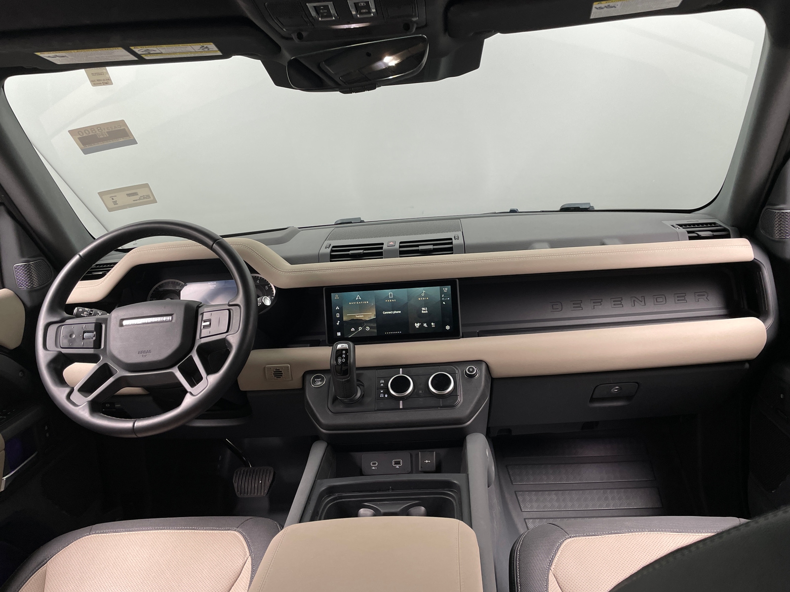 Thumbnail: 2023 Land Rover Defender - 2