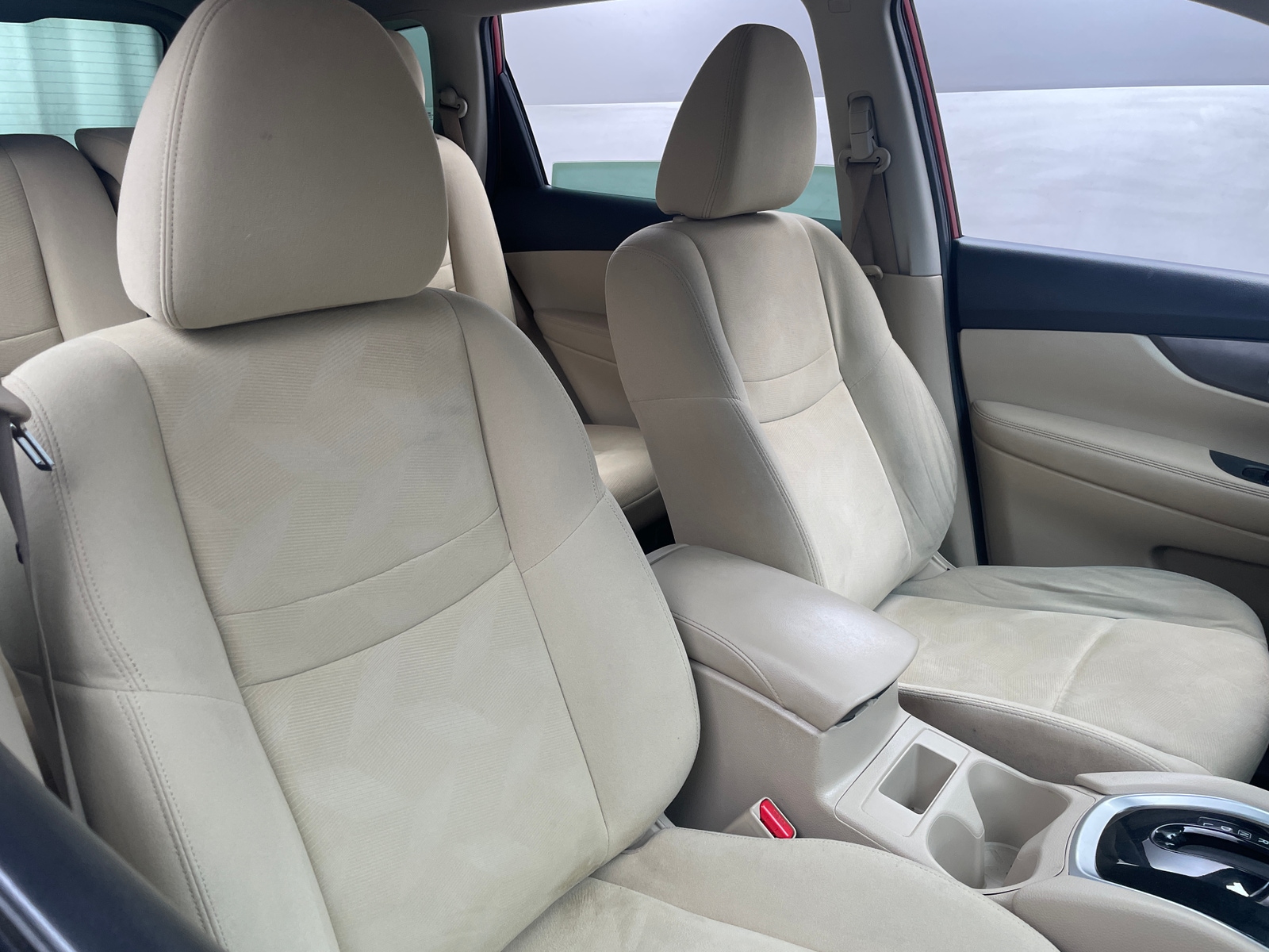 Thumbnail: 2016 Nissan Rogue - 2