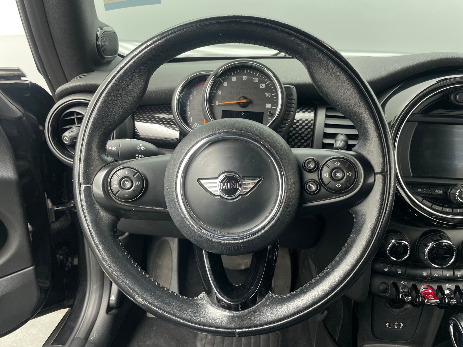 Thumbnail: 2017 MINI Cooper Convertible - 4
