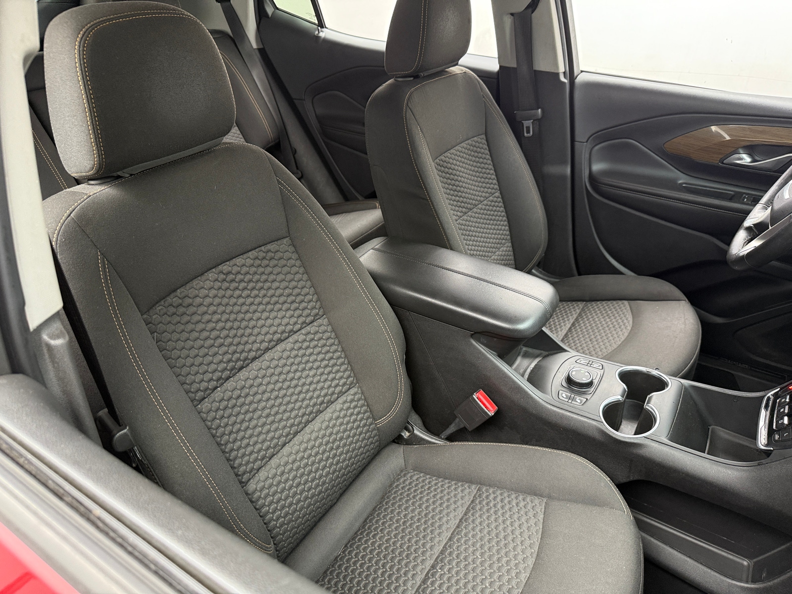 Thumbnail: 2018 GMC Terrain - 2