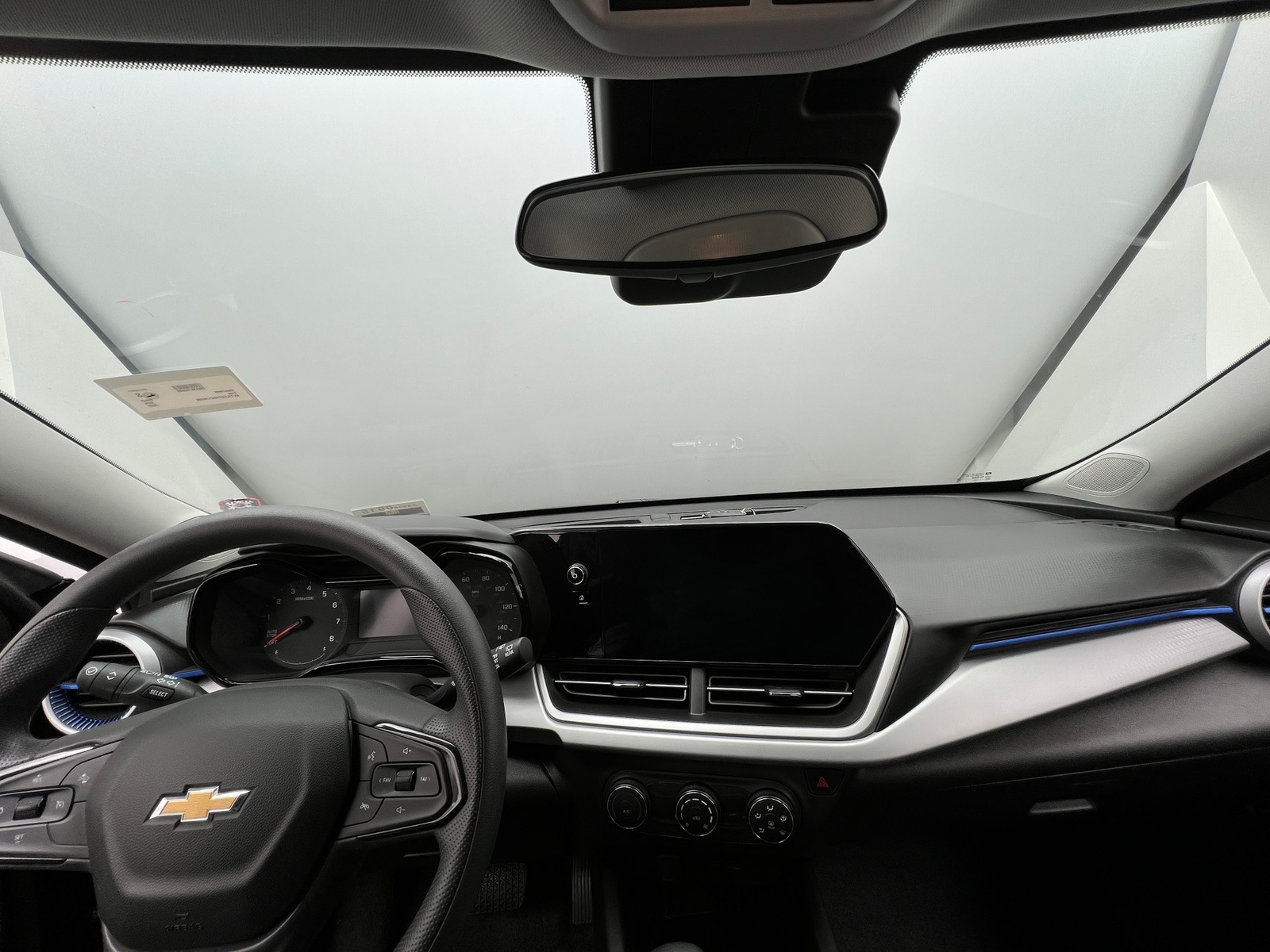 Thumbnail: 2025 Chevrolet Trax - 3