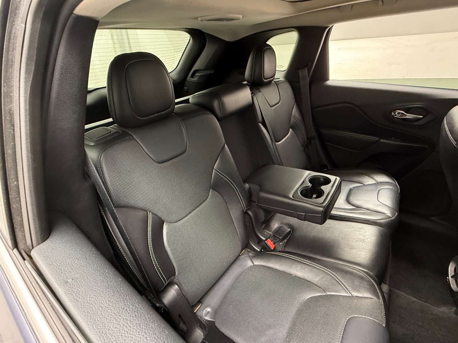 Thumbnail: 2015 Jeep Cherokee - 5
