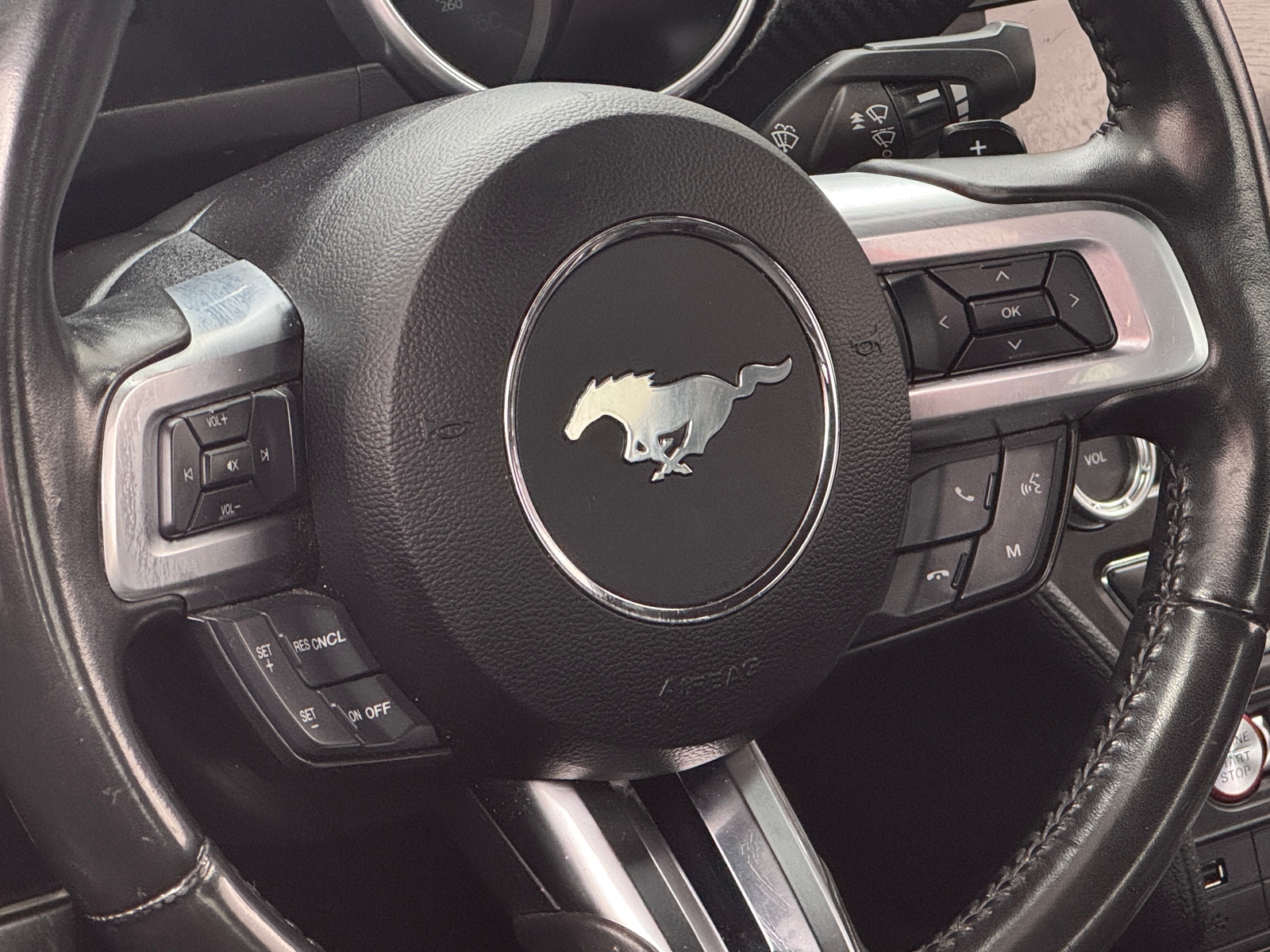 Thumbnail: 2019 Ford Mustang - 3