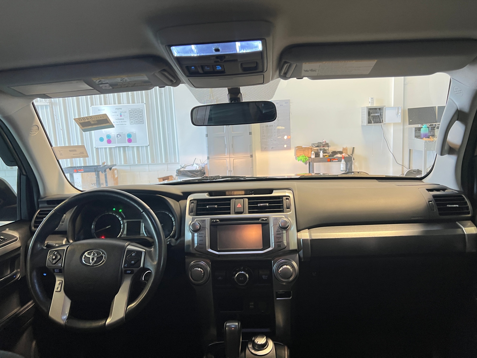 Thumbnail: 2018 Toyota 4Runner - 3