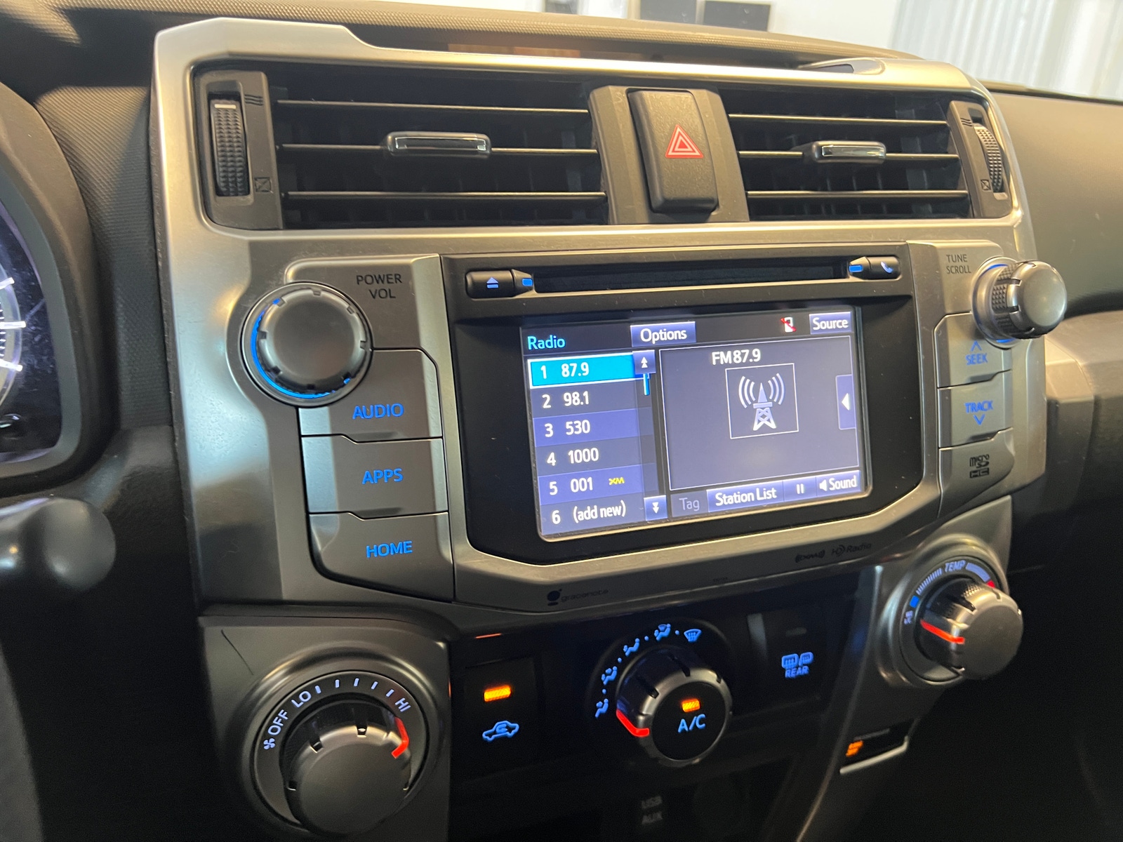 Thumbnail: 2018 Toyota 4Runner - 4