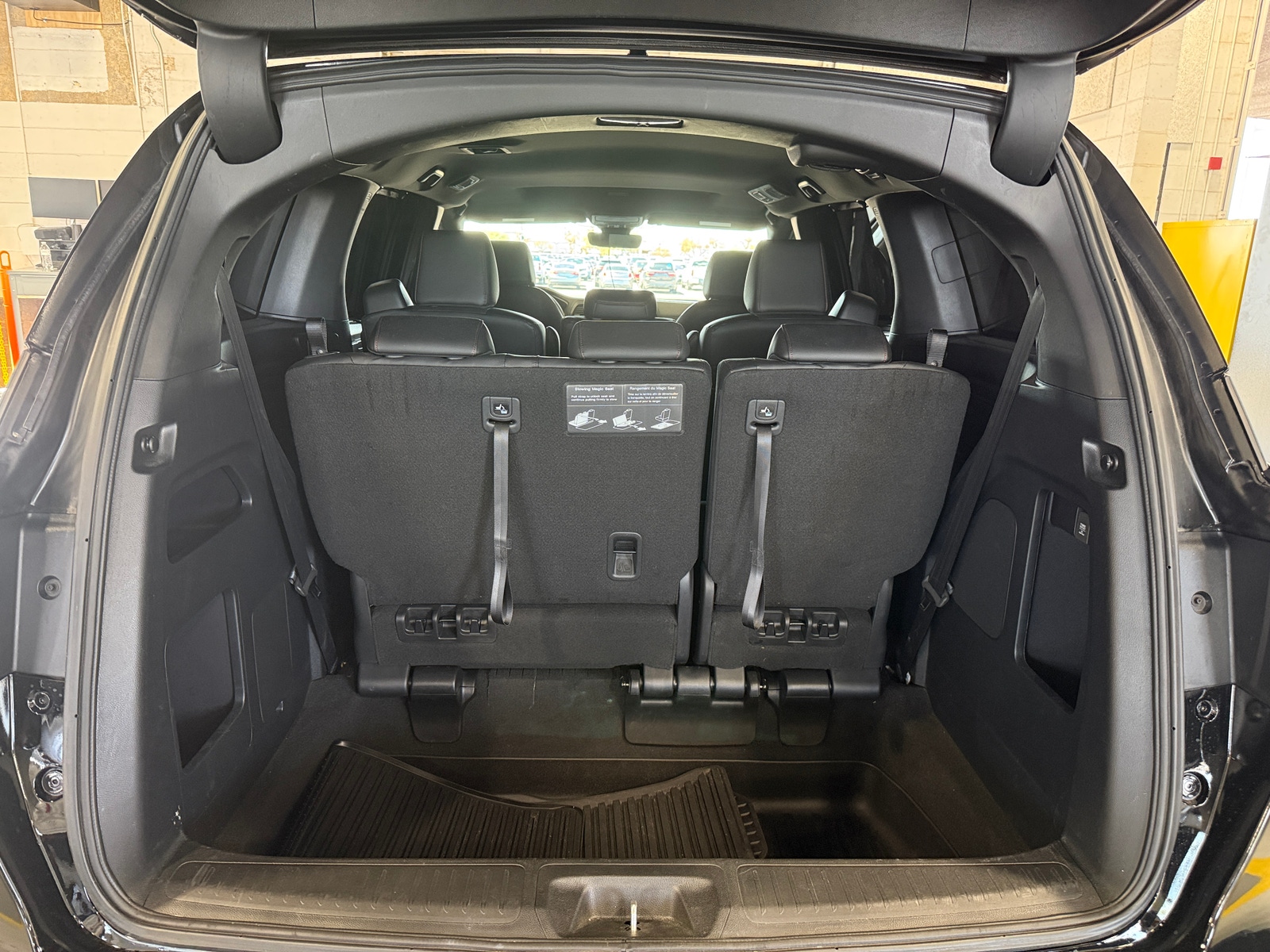 Thumbnail: 2023 Honda Odyssey - 6