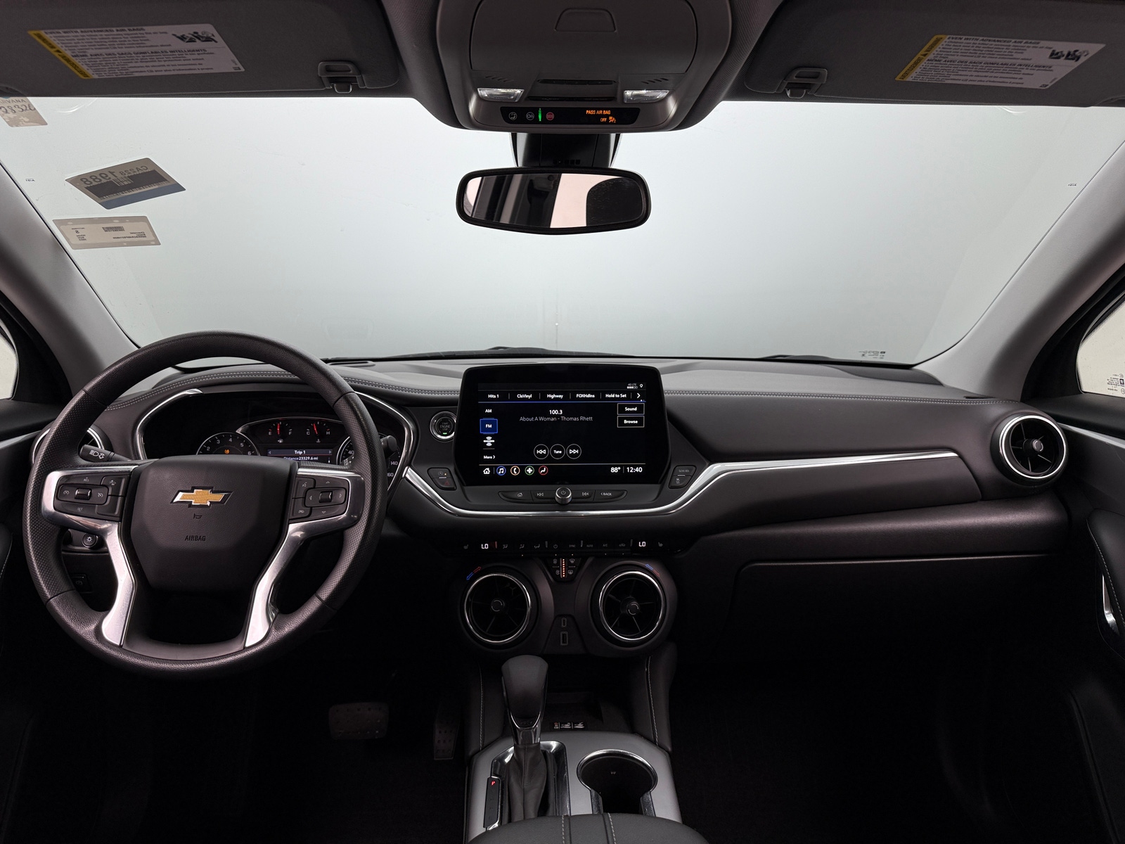 Thumbnail: 2023 Chevrolet Blazer - 3