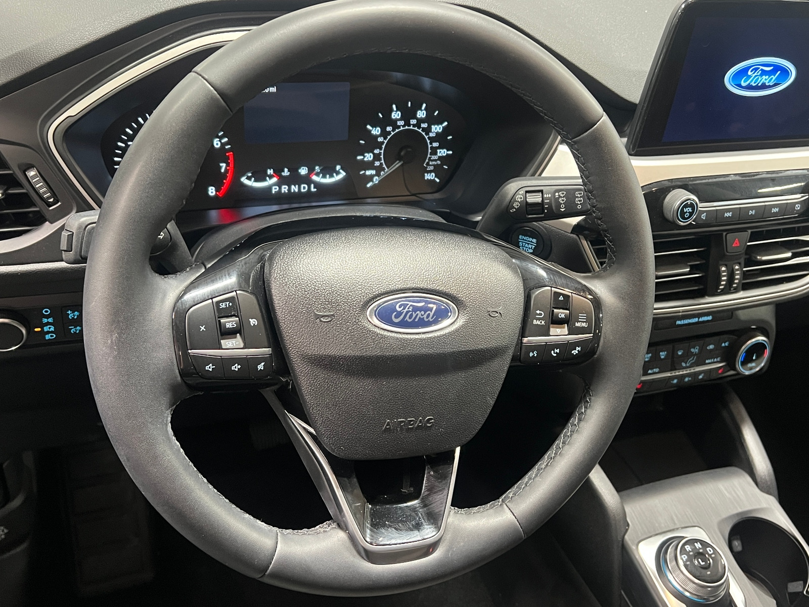 Thumbnail: 2022 Ford Escape - 5