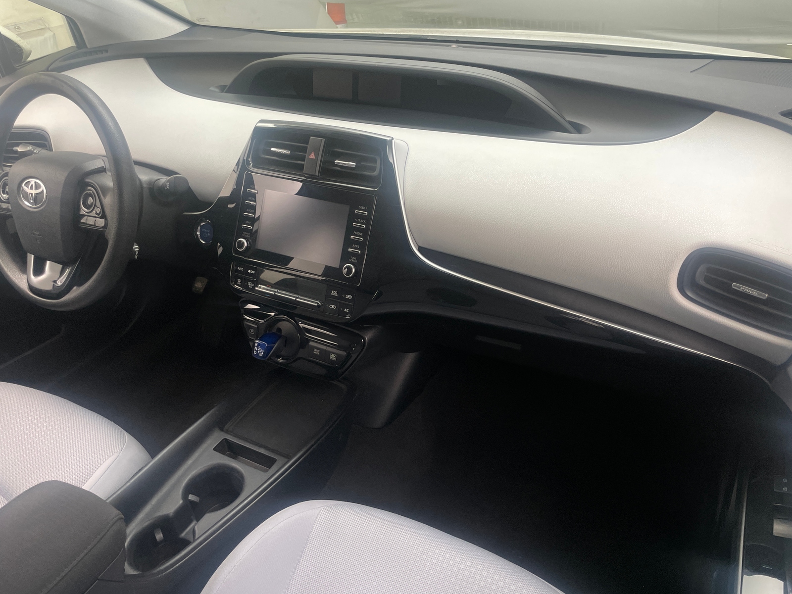 Thumbnail: 2020 Toyota Prius - 3