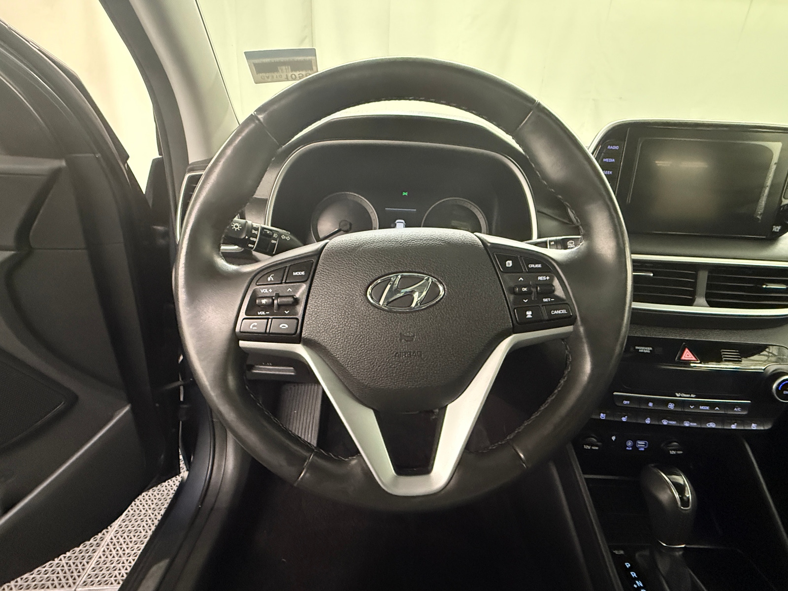 Thumbnail: 2019 Hyundai Tucson - 4