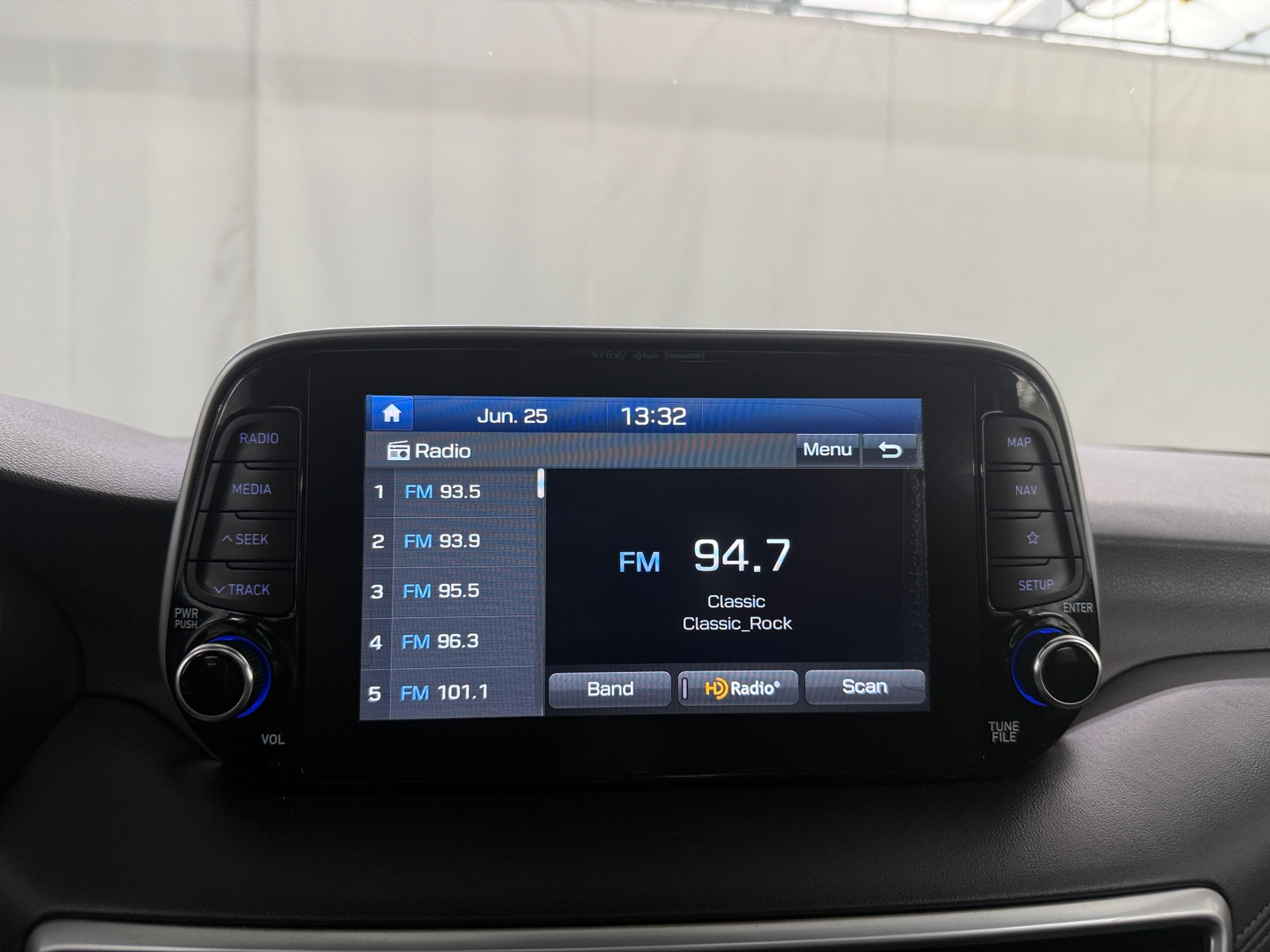 Thumbnail: 2019 Hyundai Tucson - 3