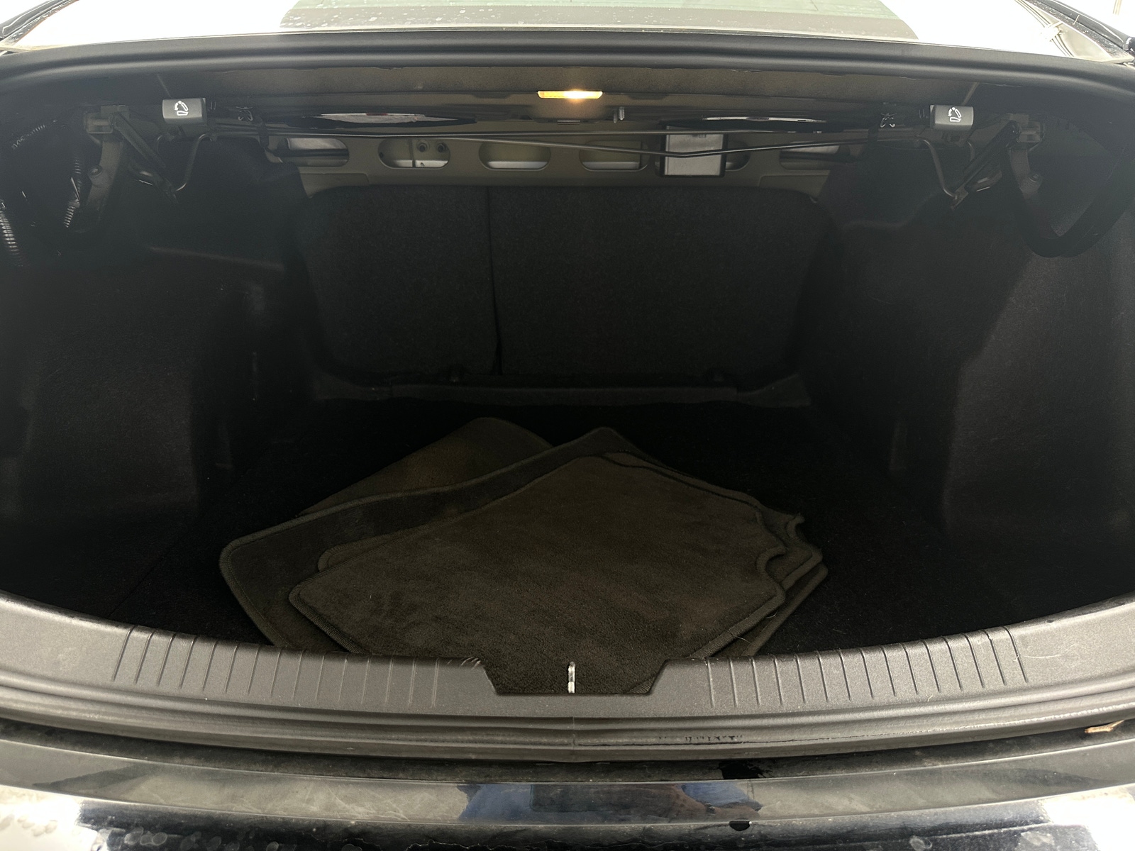 Thumbnail: 2016 Chevrolet Malibu - 7