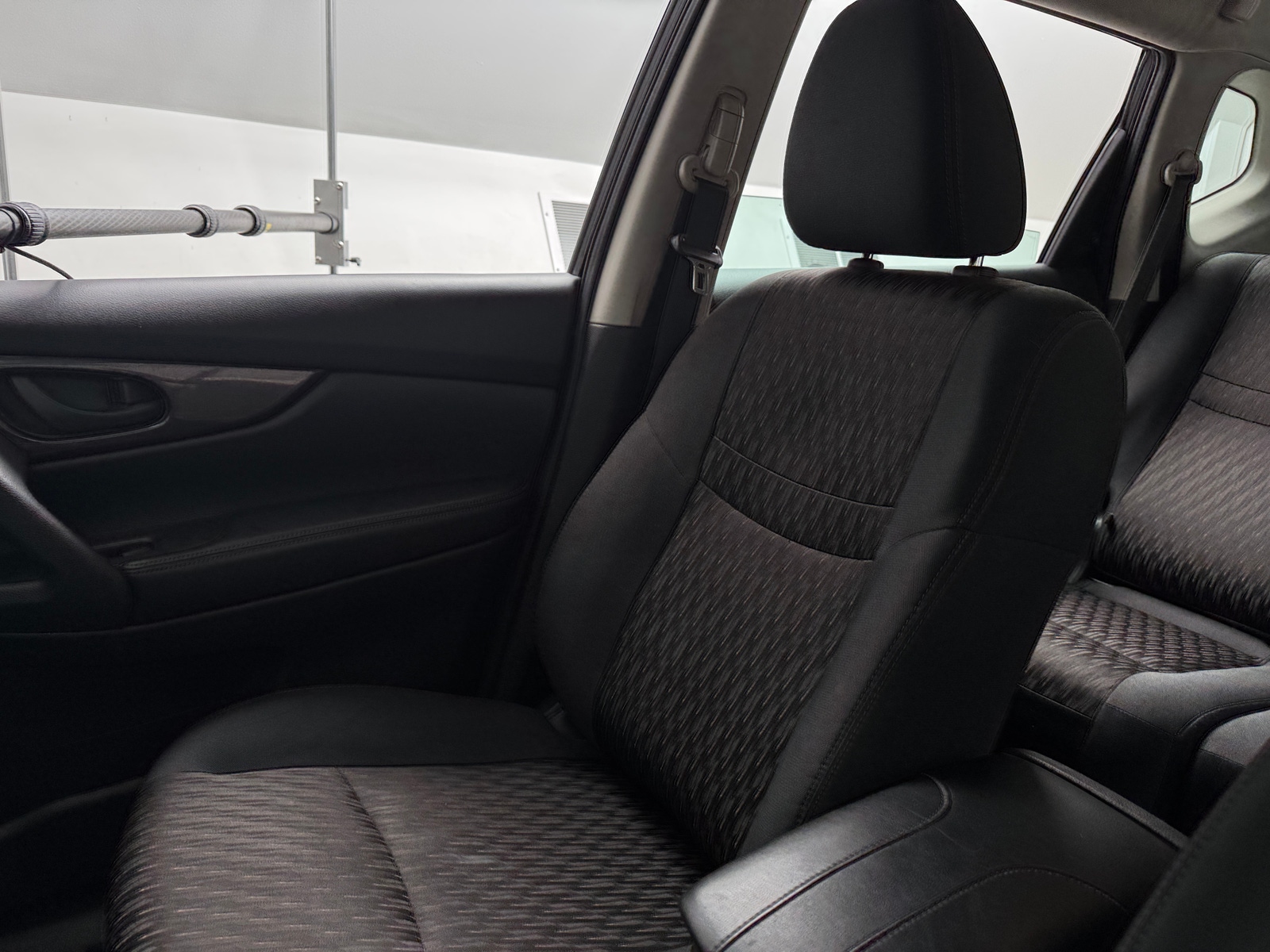 Thumbnail: 2019 Nissan Rogue - 2