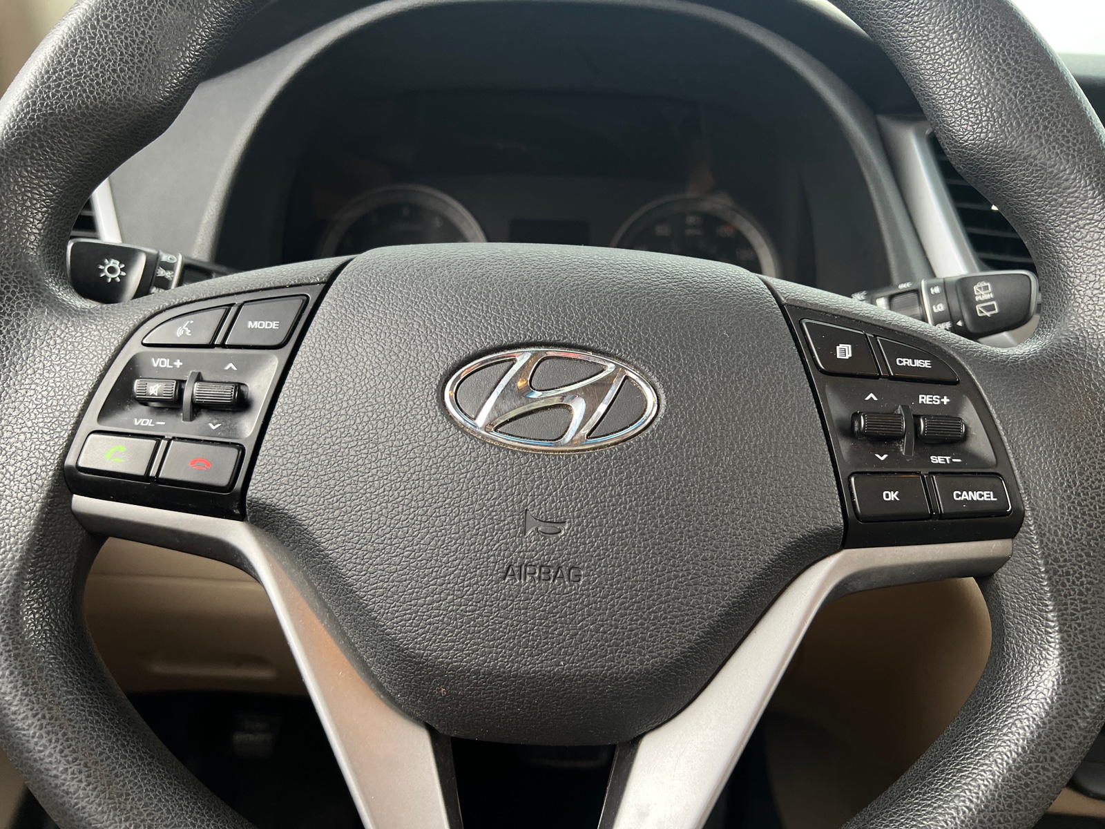 Thumbnail: 2018 Hyundai Tucson - 5
