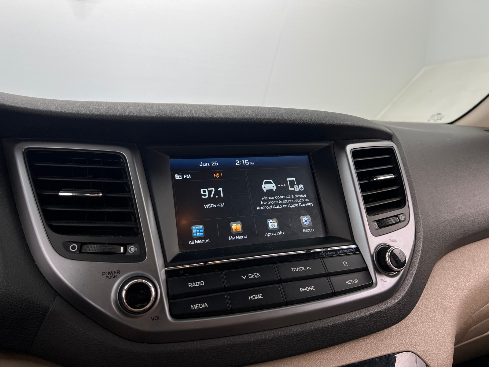 Thumbnail: 2018 Hyundai Tucson - 4