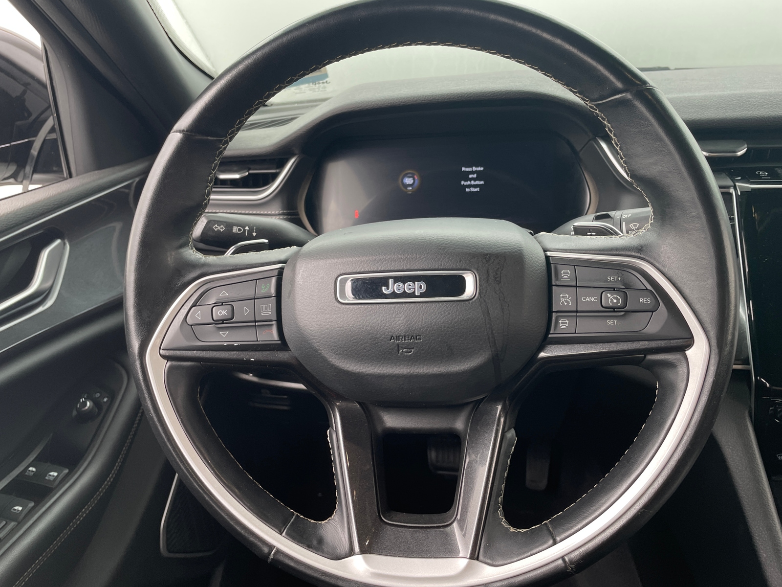 Thumbnail: 2021 Jeep Grand Cherokee L - 4