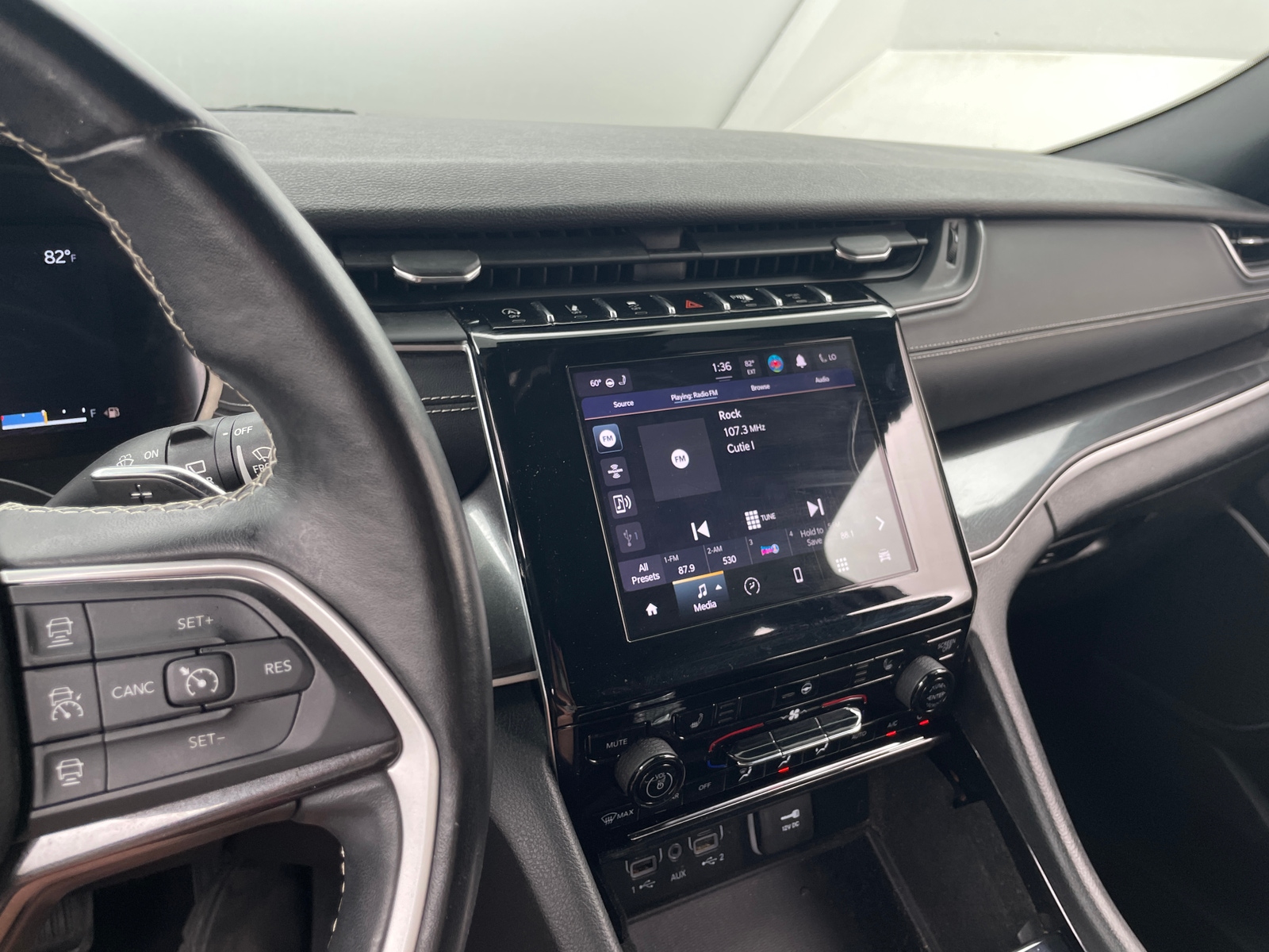 Thumbnail: 2021 Jeep Grand Cherokee L - 3