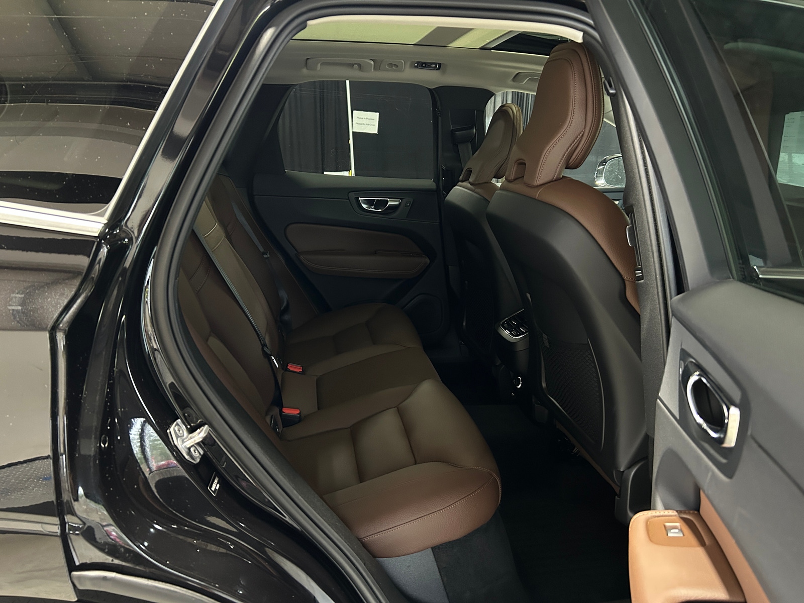 Thumbnail: 2020 Volvo XC60 - 5