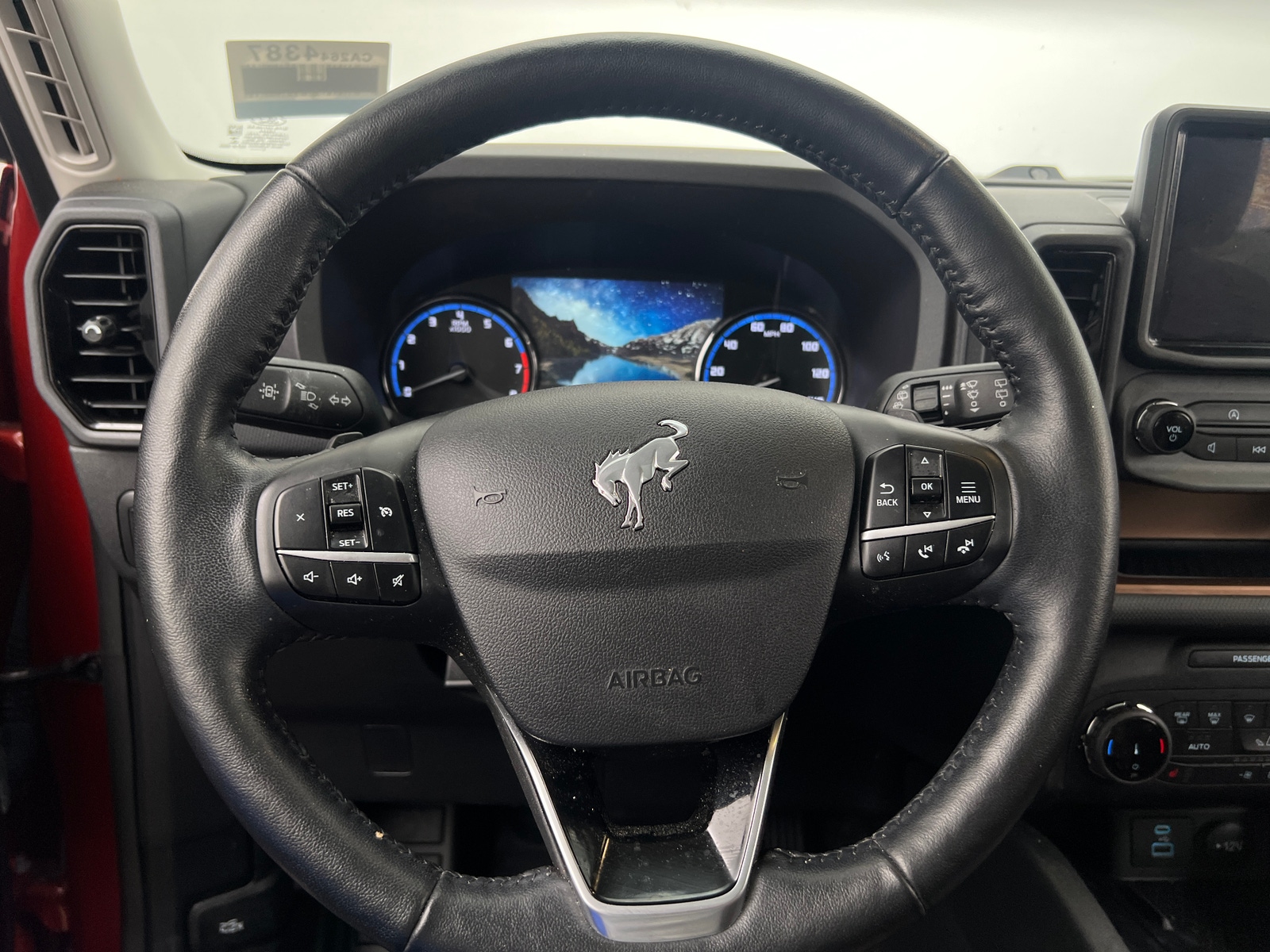 Thumbnail: 2022 Ford Bronco Sport - 4