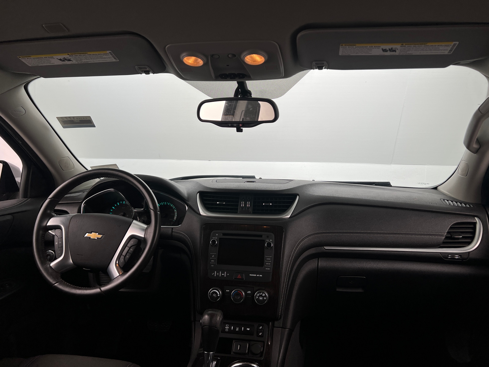 Thumbnail: 2017 Chevrolet Traverse - 3