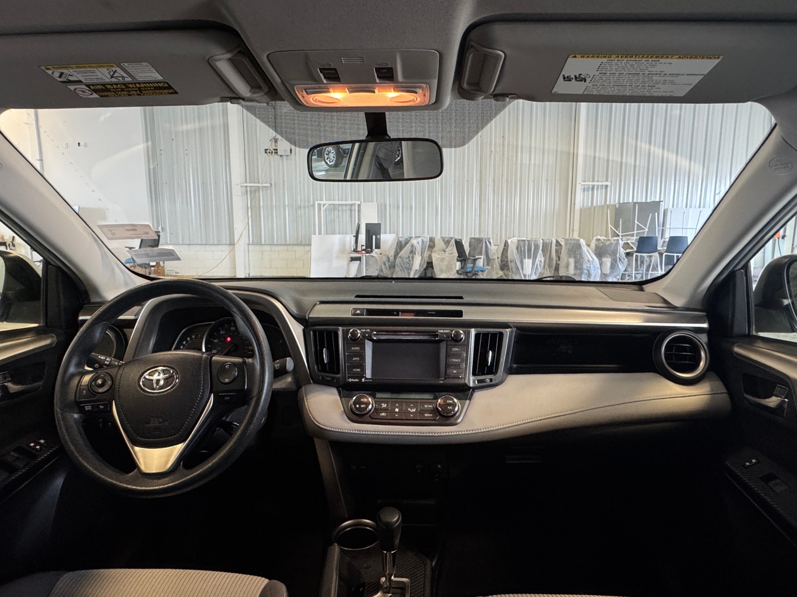Thumbnail: 2015 Toyota RAV4 - 3