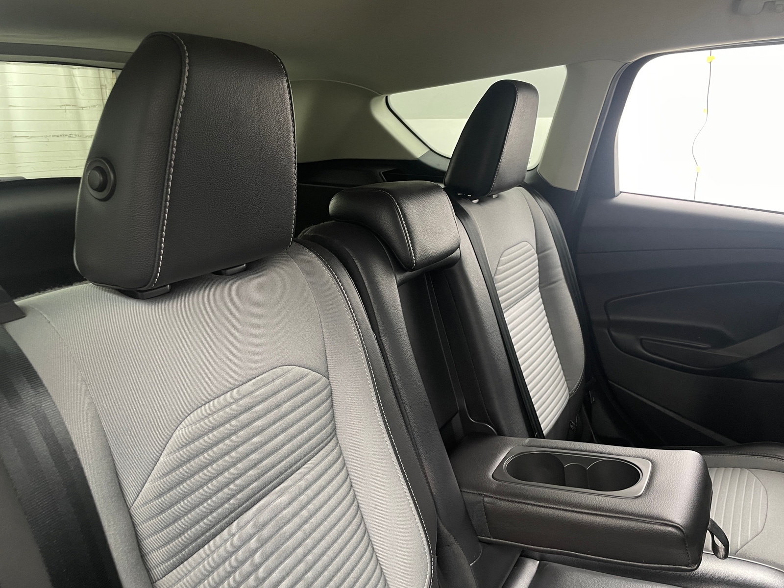 Thumbnail: 2018 Ford Escape - 5