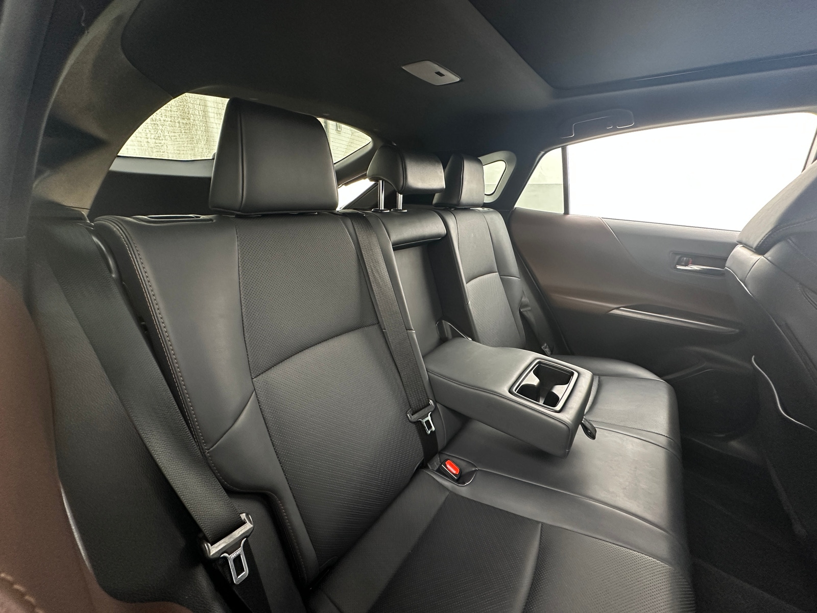 Thumbnail: 2021 Toyota Venza - 5