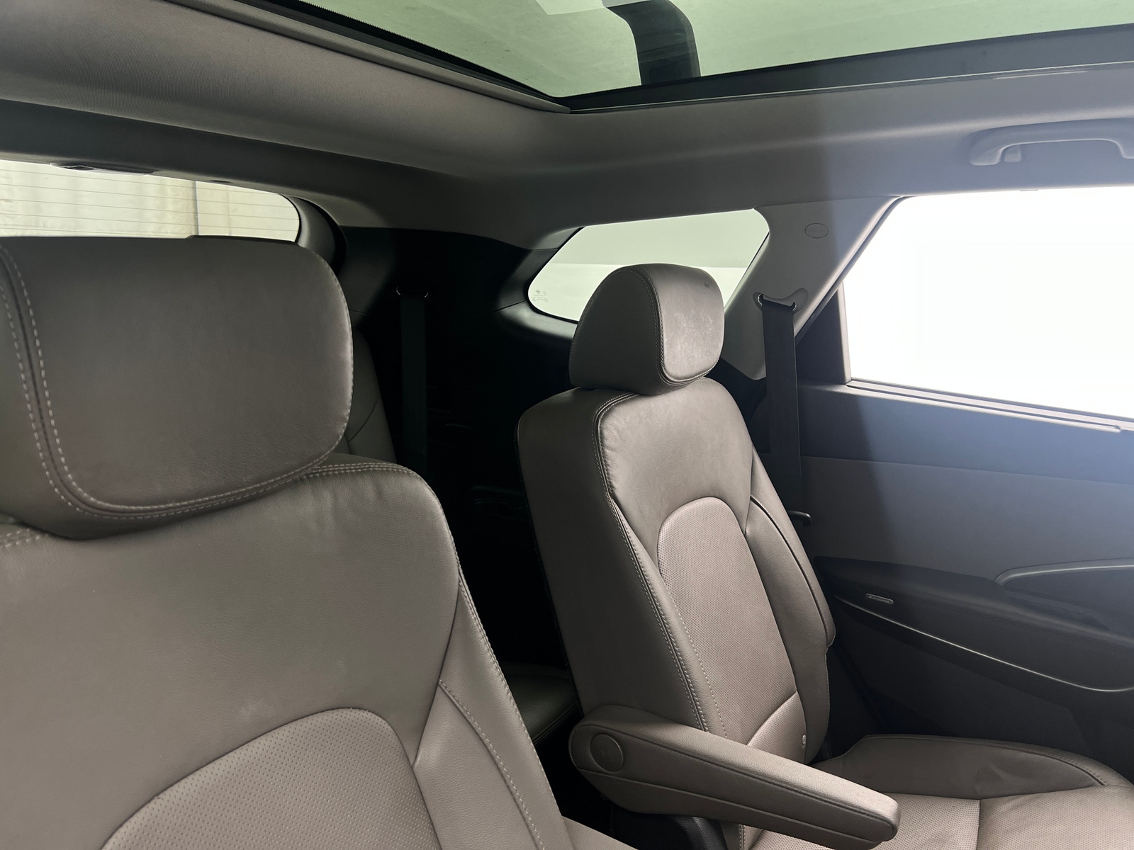 Thumbnail: 2019 Hyundai Santa Fe - 5