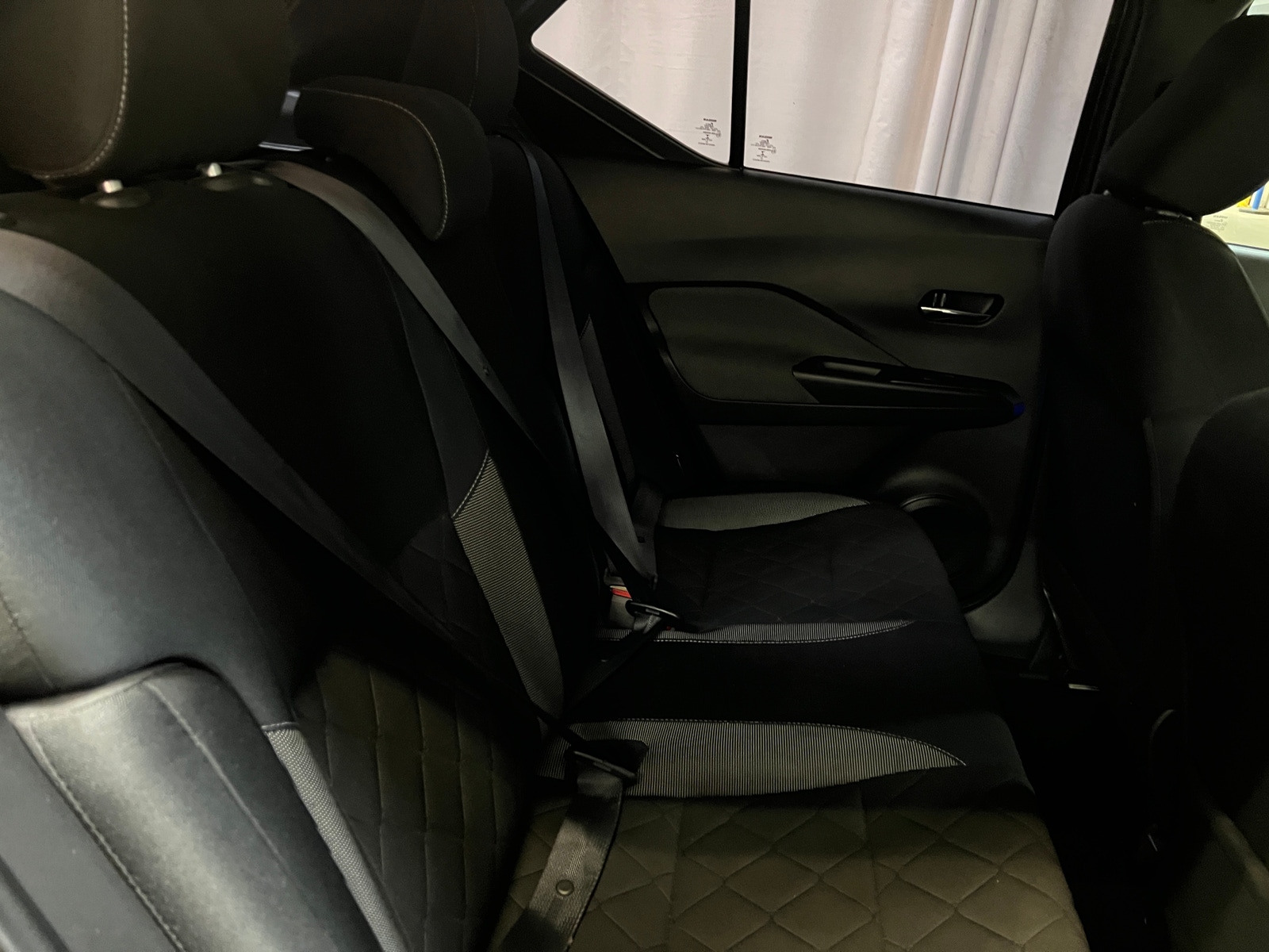 Thumbnail: 2020 Nissan Kicks - 6