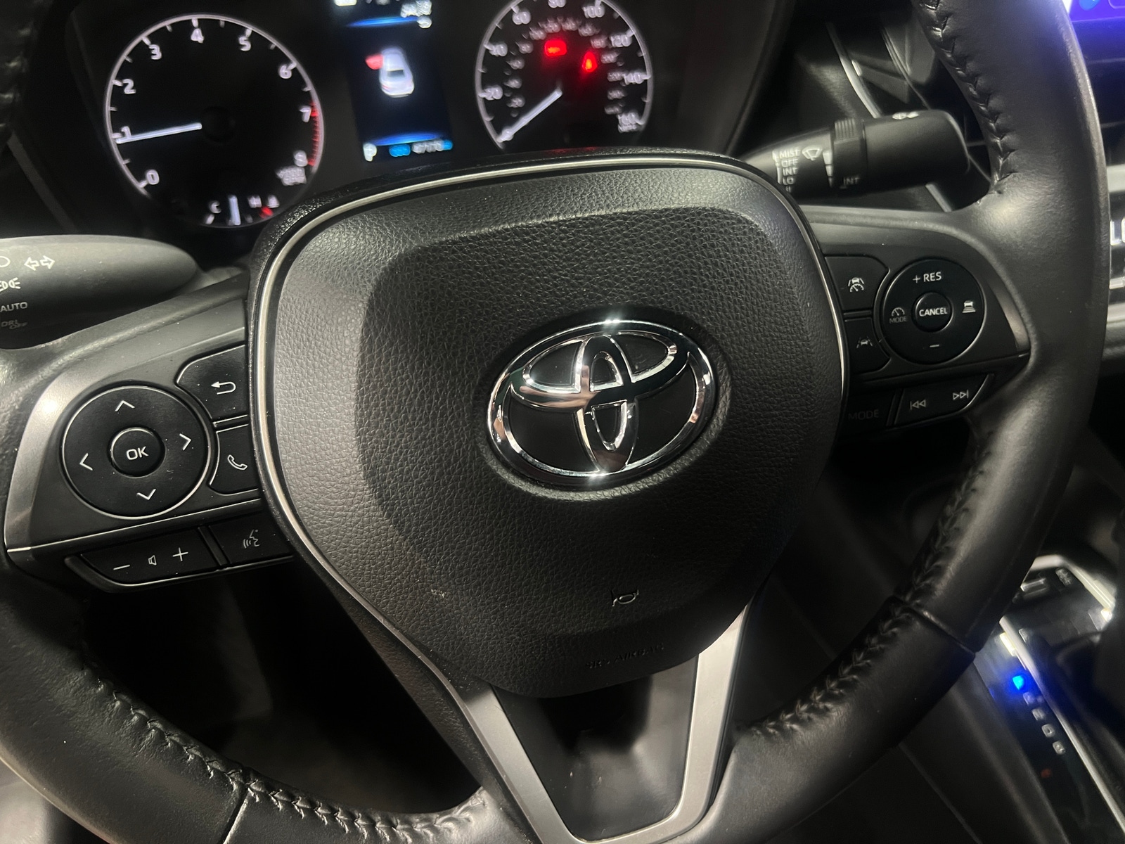 Thumbnail: 2023 Toyota Corolla - 5