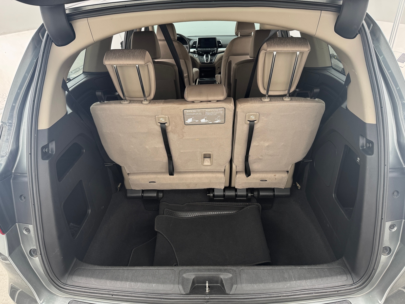 Thumbnail: 2019 Honda Odyssey - 7