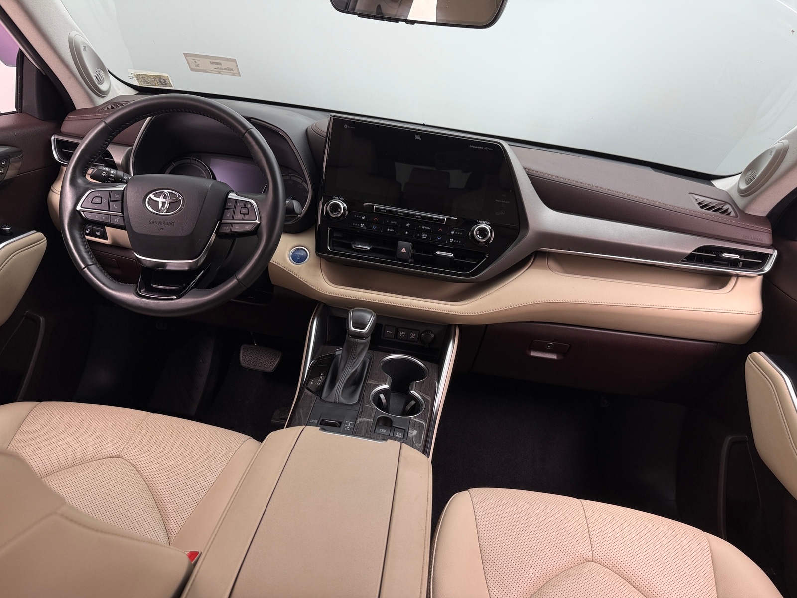 Thumbnail: 2021 Toyota Highlander - 2