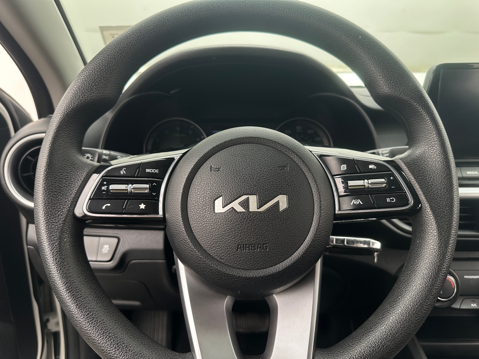 Thumbnail: 2023 Kia Forte - 5