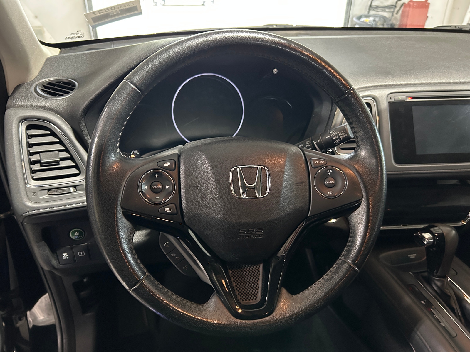 Thumbnail: 2016 Honda HR-V - 4