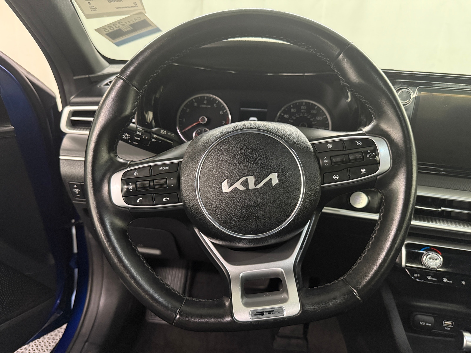 Thumbnail: 2023 Kia K5 - 4