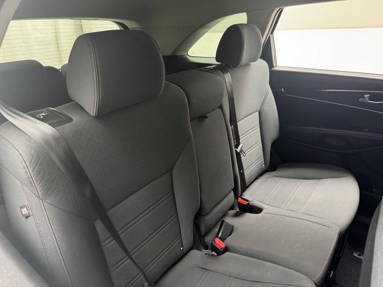 Thumbnail: 2017 Kia Sorento - 6