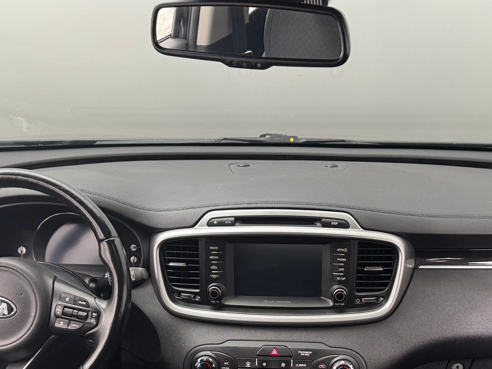 Thumbnail: 2017 Kia Sorento - 3