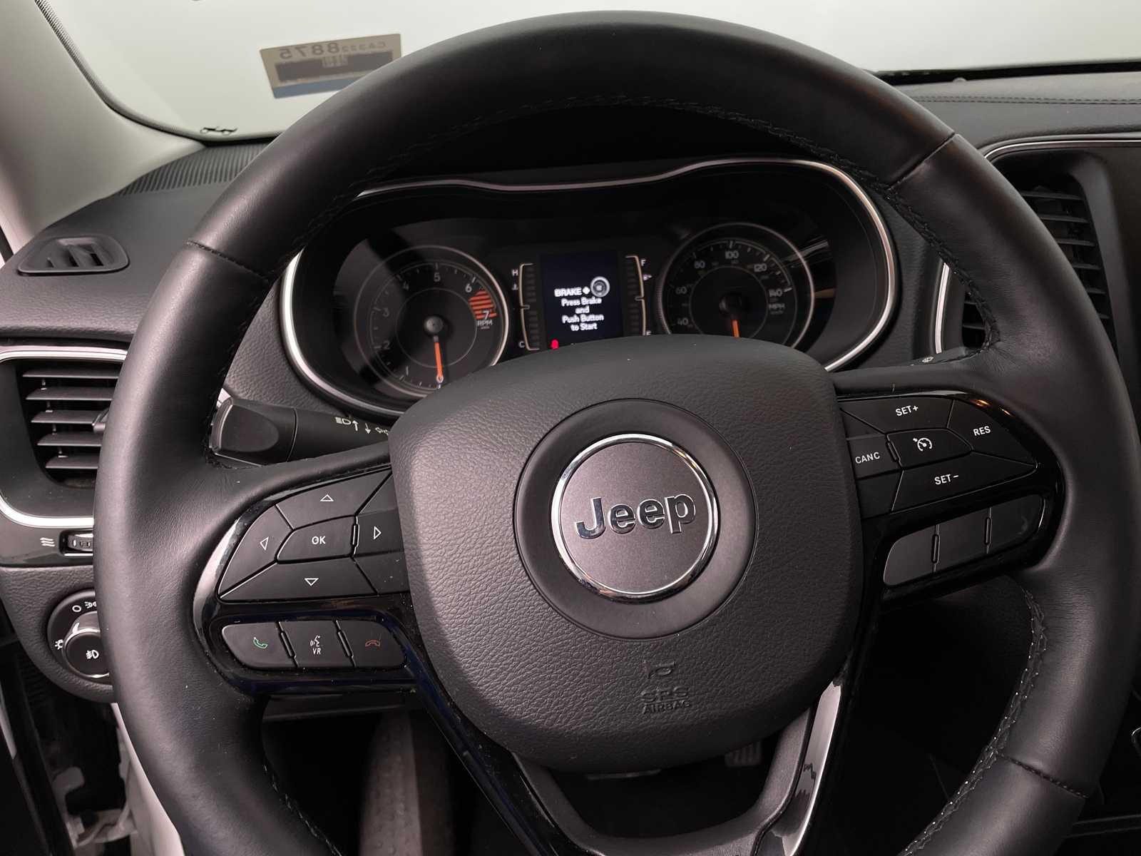 Thumbnail: 2019 Jeep Cherokee - 5