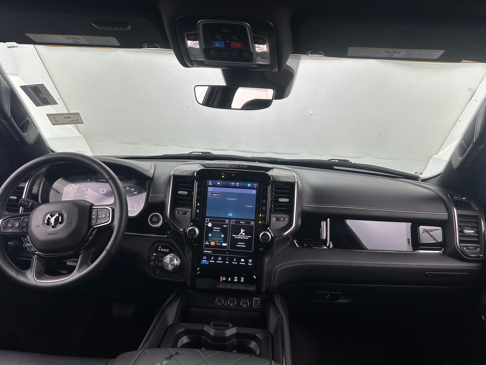 Thumbnail: 2025 RAM 1500 - 2