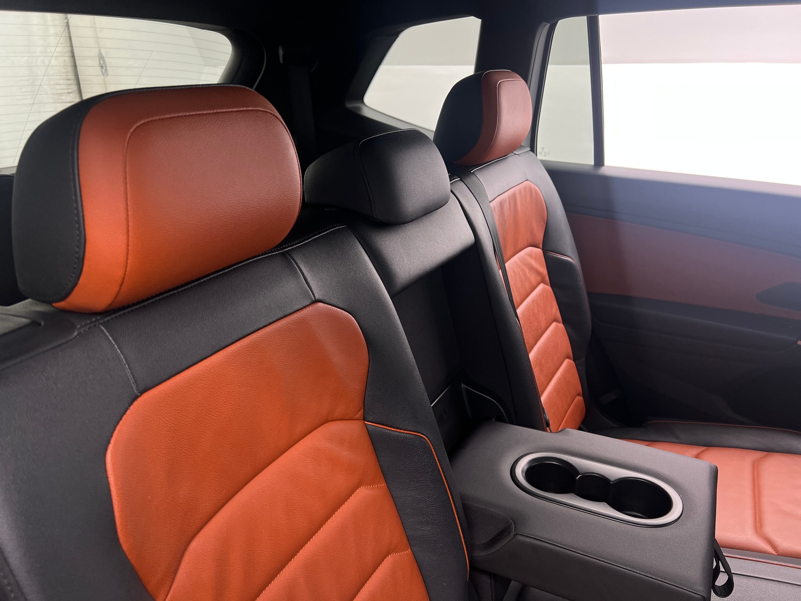 Thumbnail: 2020 Volkswagen Tiguan - 5