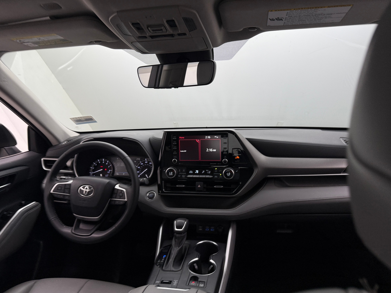 Thumbnail: 2022 Toyota Highlander - 2