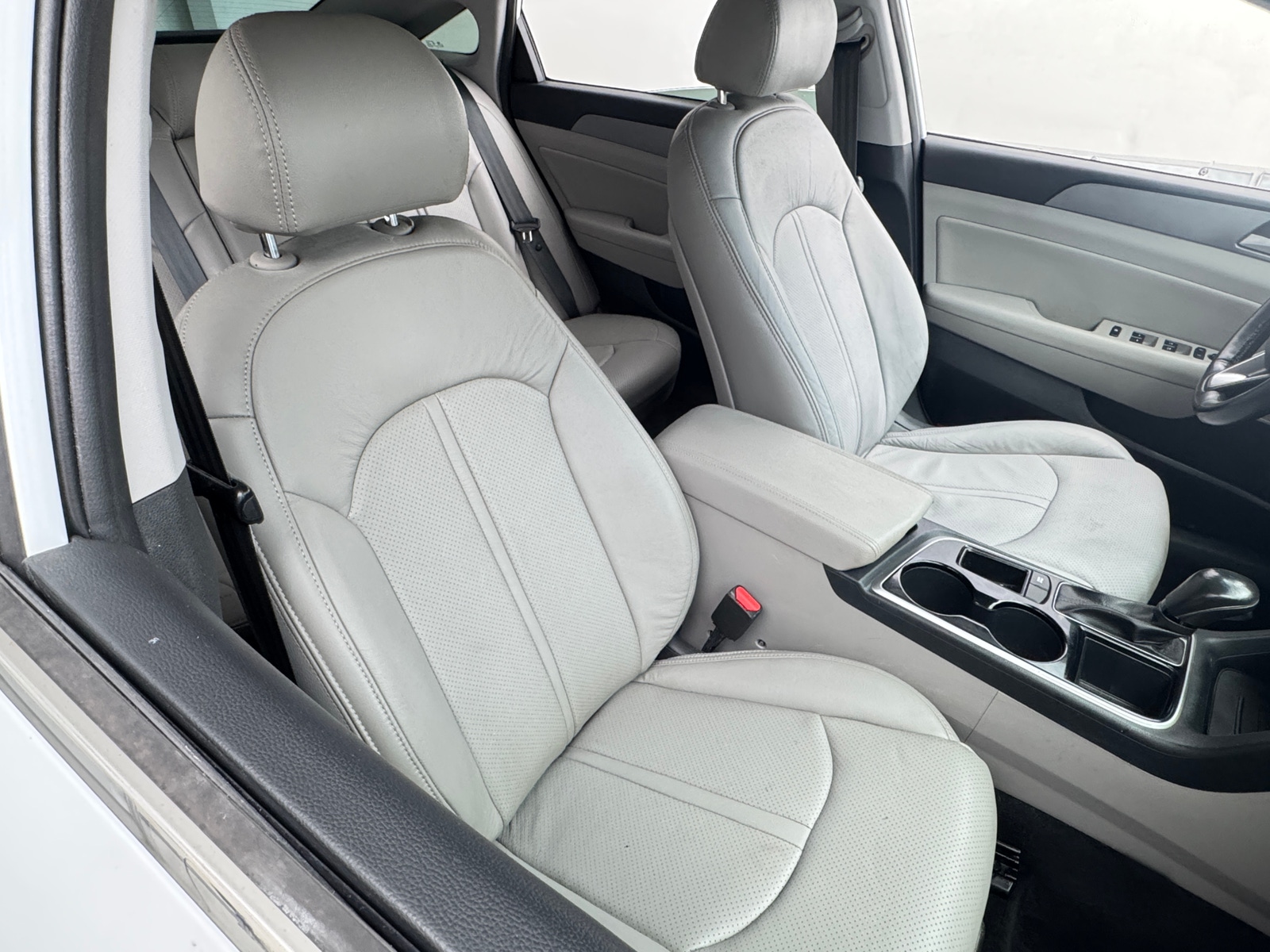 Thumbnail: 2019 Hyundai Sonata - 2
