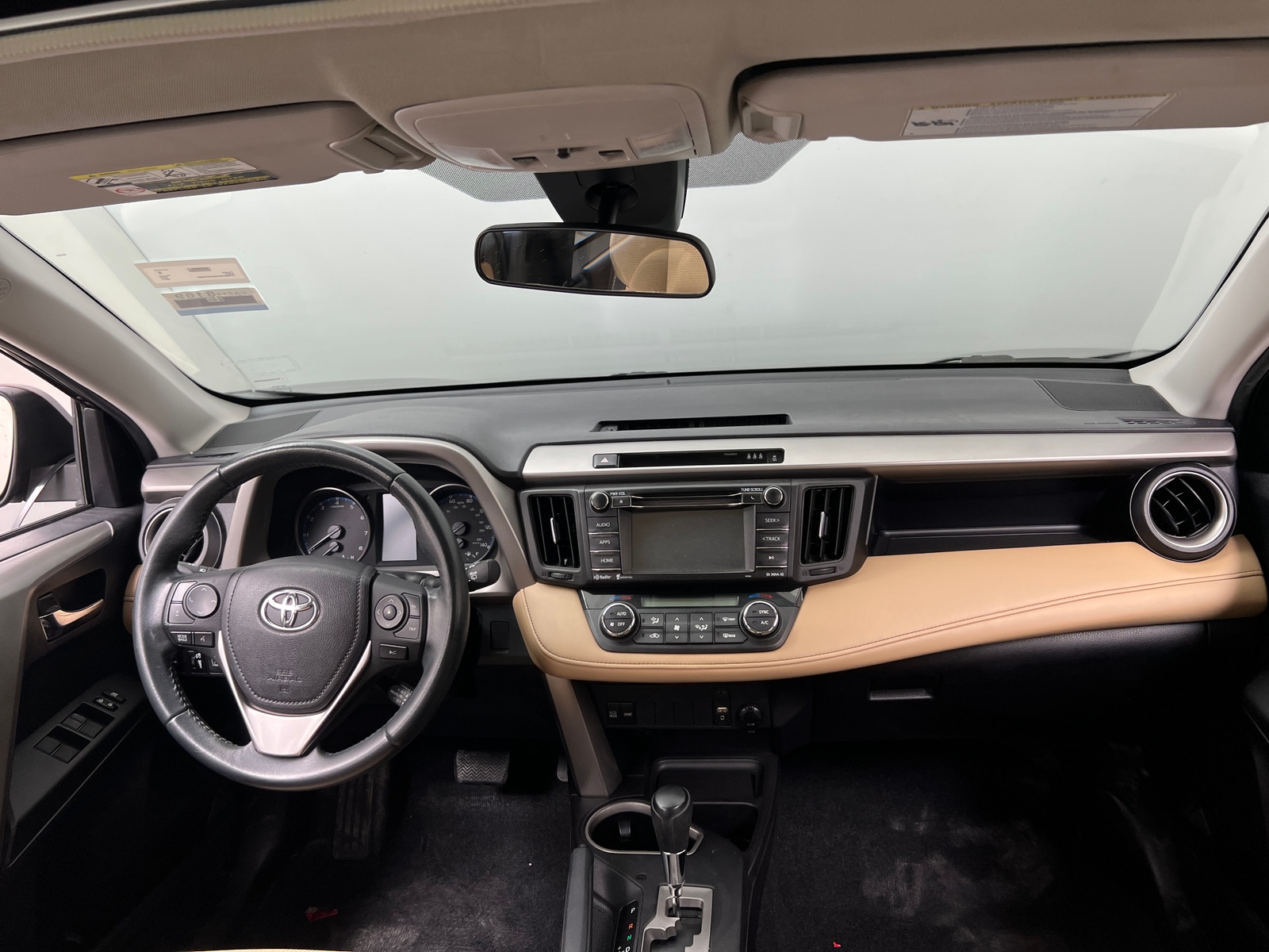 Thumbnail: 2017 Toyota RAV4 - 3
